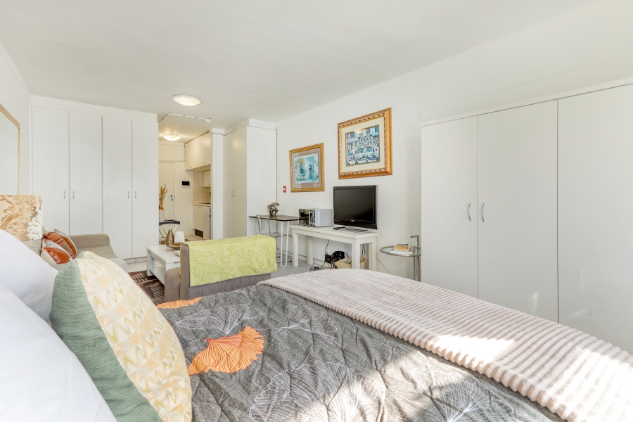 0 Bedroom Property for Sale in Mouille Point Western Cape